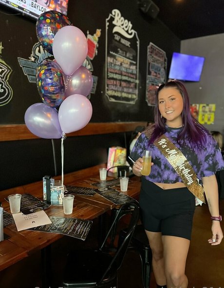 Free_scarlettjade214