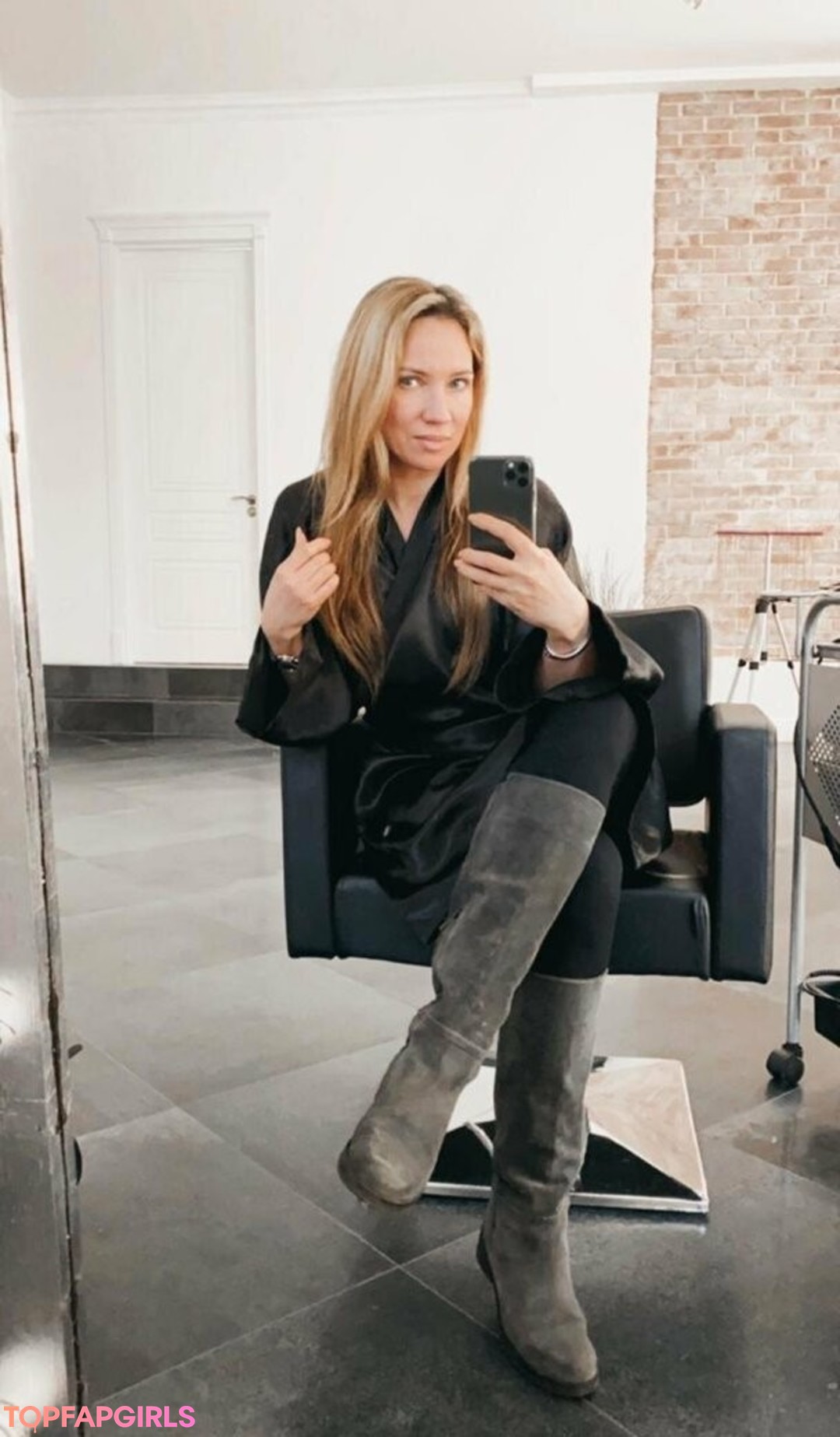 Photo nue de fuite OnlyFans de Veronicasilesto #4 Photo nue de fuite OnlyFans de Veronicasilesto #4