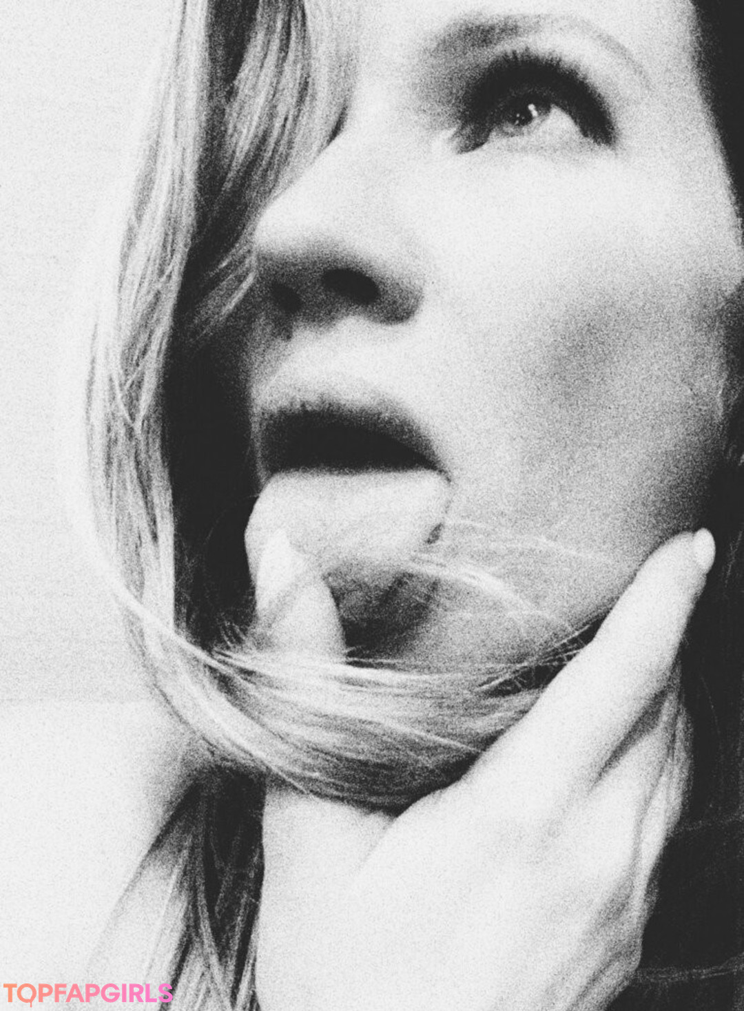 Photo nue de fuite OnlyFans de Veronicasilesto #72 Photo nue de fuite OnlyFans de Veronicasilesto #72