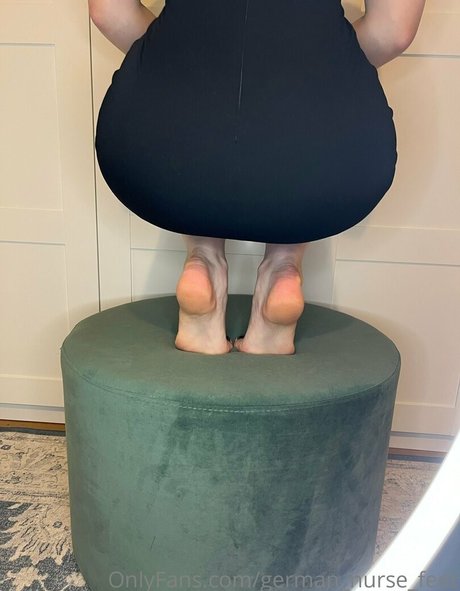 Photo nue de fuite OnlyFans de Germannursefeet