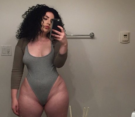 Photo nue de fuite OnlyFans de Sadgalbri