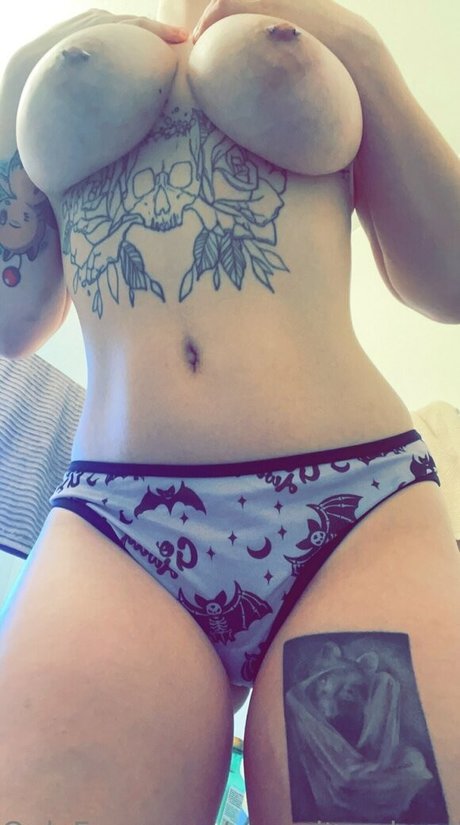 Photo nue de fuite OnlyFans de Serenityghoull