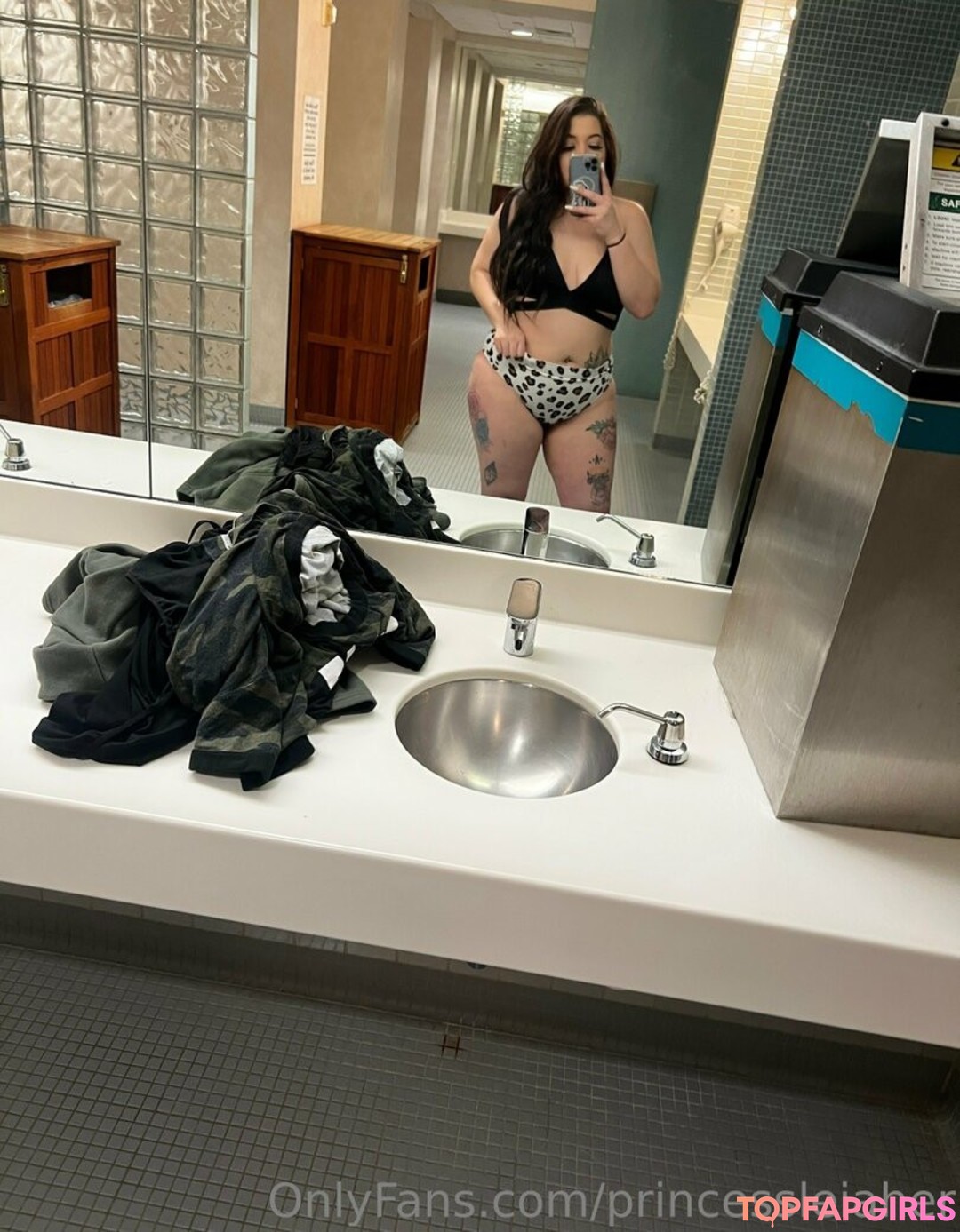 Photo nue de fuite OnlyFans de Princessleiaher #16 Photo nue de fuite OnlyFans de Princessleiaher #16