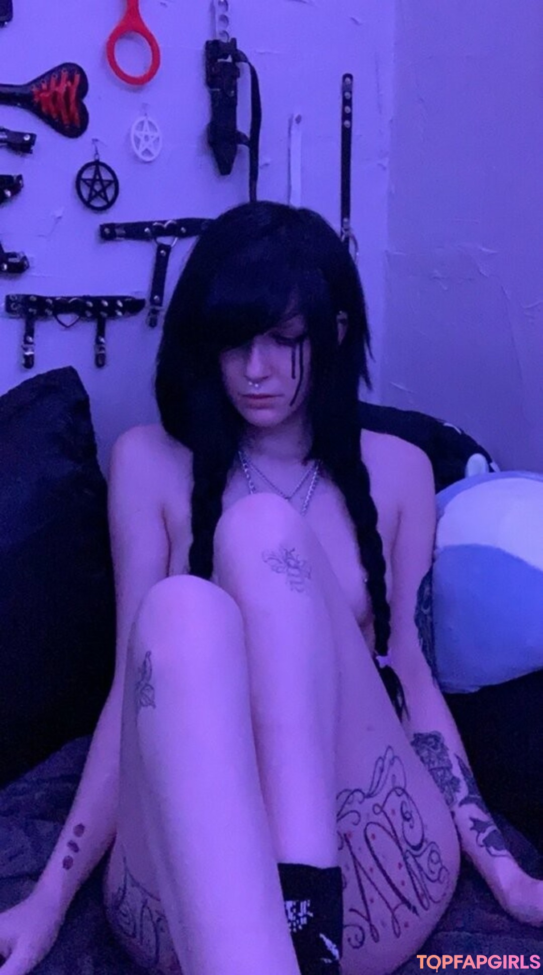 Photo nue de fuite OnlyFans de Elflovingherself #3 Photo nue de fuite OnlyFans de Elflovingherself #3