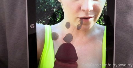 Photo nue de fuite OnlyFans de Dirtyboydirty