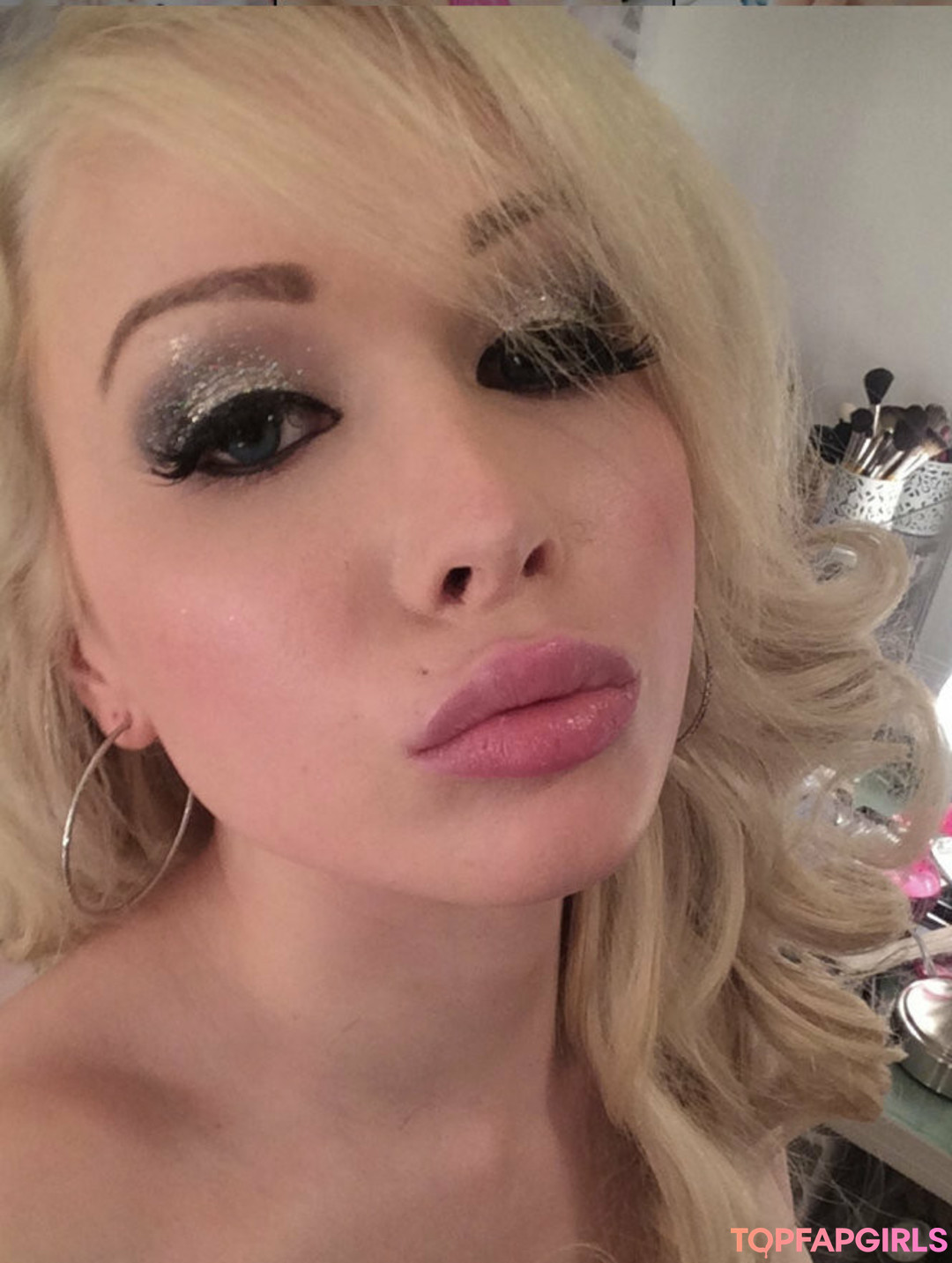 Photo nue de fuite OnlyFans de Sarinavalentina #40 Photo nue de fuite OnlyFans de Sarinavalentina #40