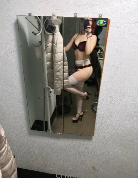Roxykitsune