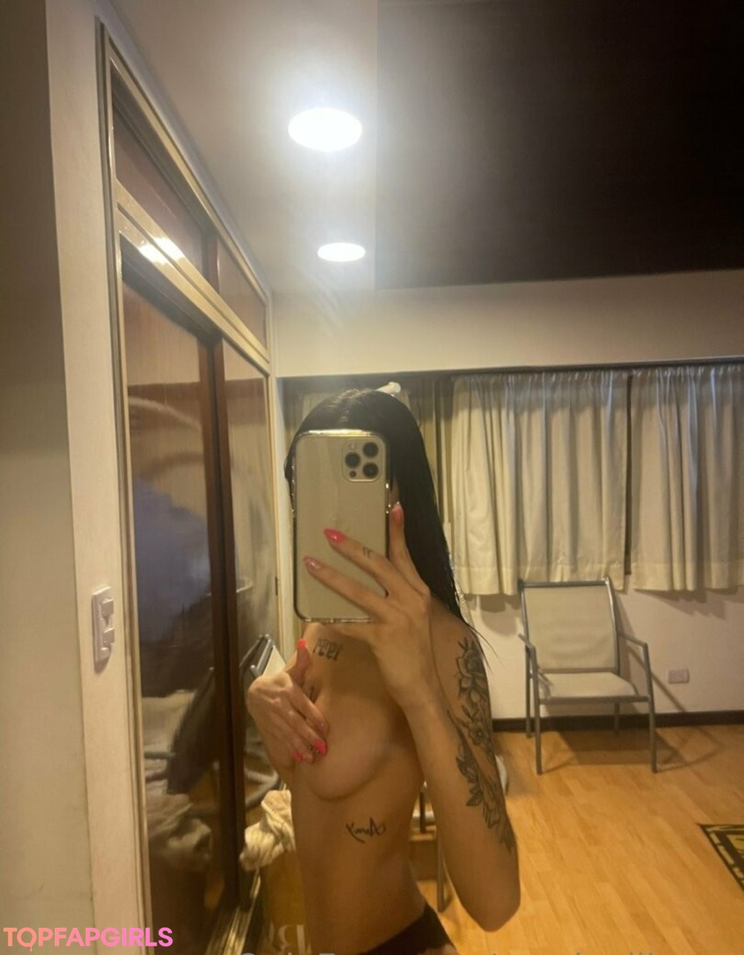 Photo nue de fuite OnlyFans de Candevillegas #18 Photo nue de fuite OnlyFans de Candevillegas #18