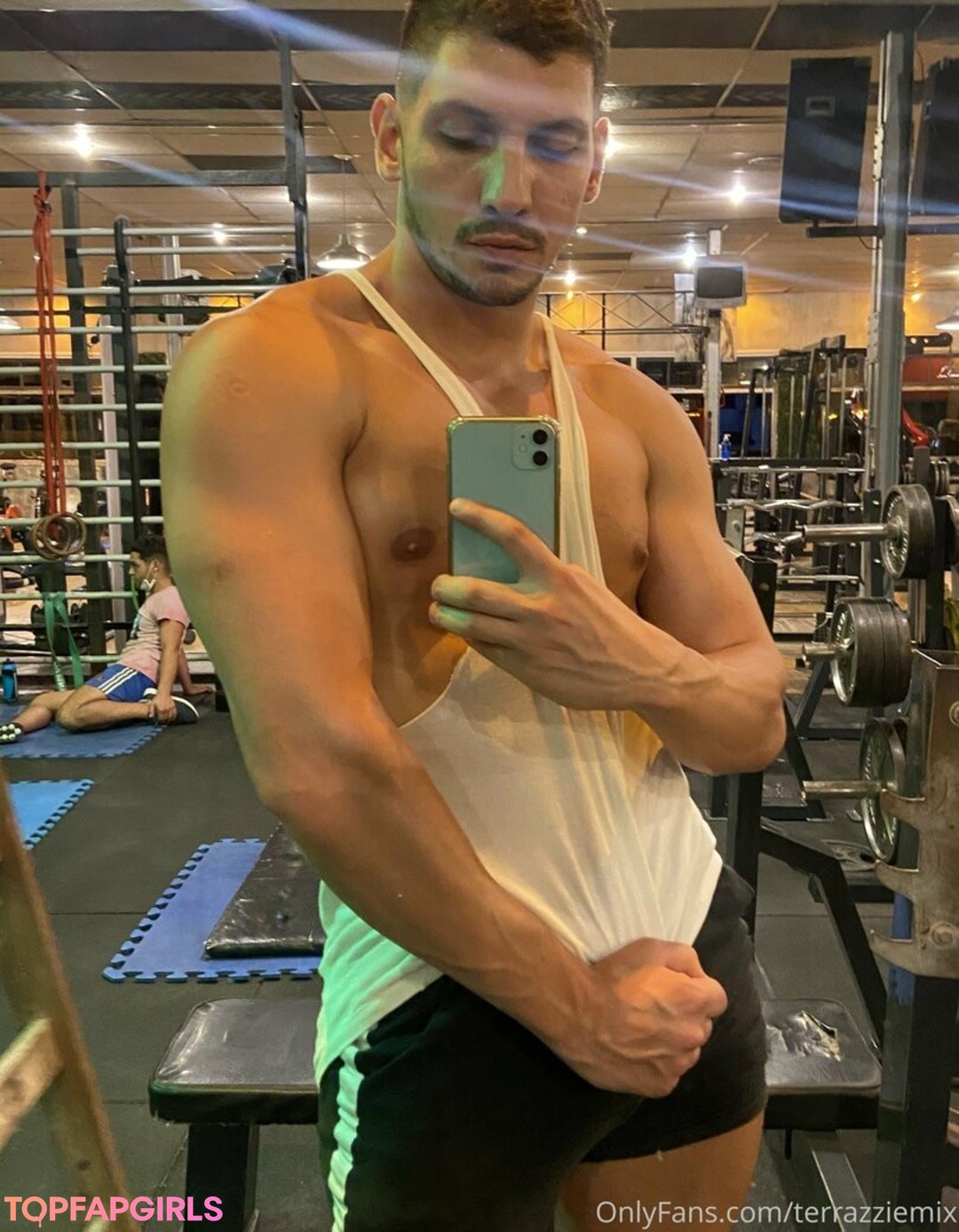 Photo nue de fuite OnlyFans de Emilianoterra #7 Photo nue de fuite OnlyFans de Emilianoterra #7