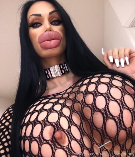 Real_siliconebunny