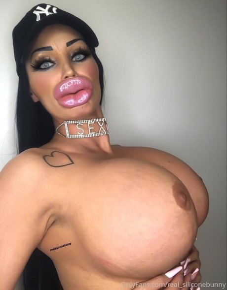 Real_siliconebunny