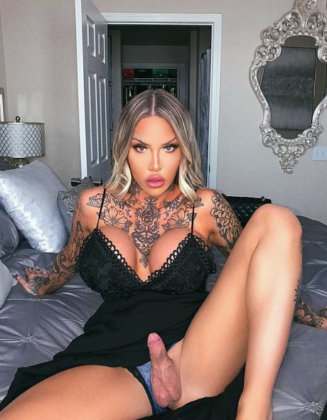 Photo nue de fuite OnlyFans de Nadia Love