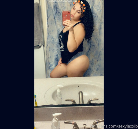 Photo nue de fuite OnlyFans de Sexylexxib
