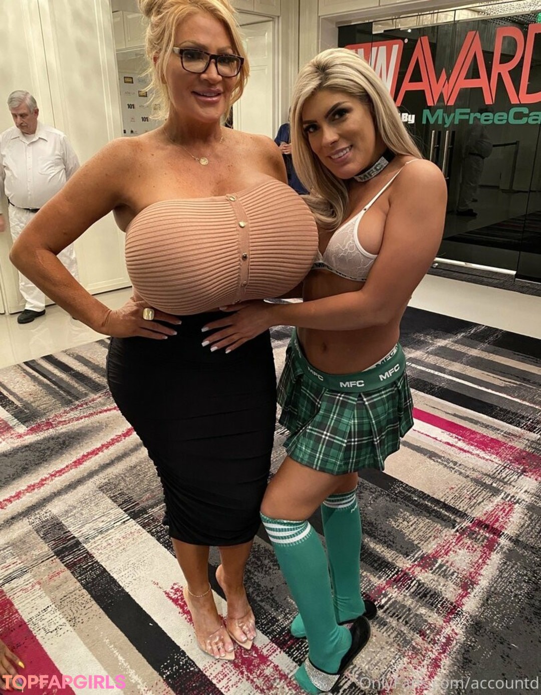 Photo nue de fuite OnlyFans de Allegracolesworld #32 Photo nue de fuite OnlyFans de Allegracolesworld #32