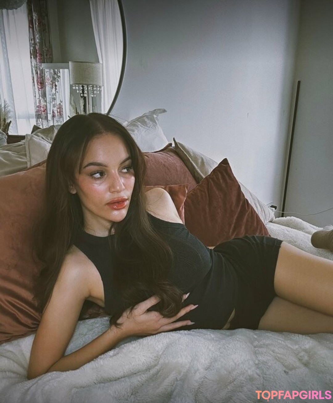 Photo nue de fuite OnlyFans de Charletta Asmr #28 Photo nue de fuite OnlyFans de Charletta Asmr #28