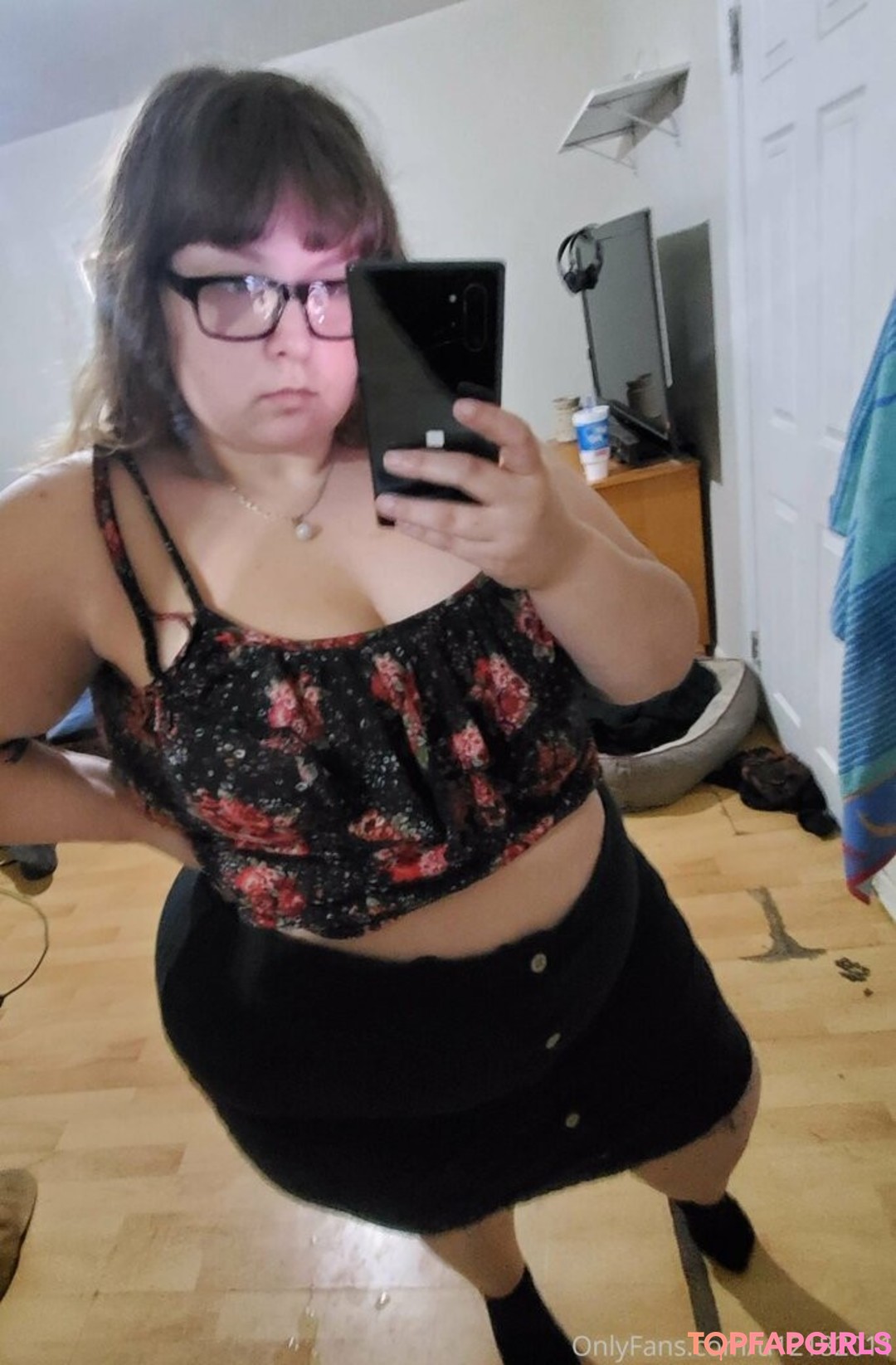 Photo nue de fuite OnlyFans de Fatassgoddess #78 Photo nue de fuite OnlyFans de Fatassgoddess #78