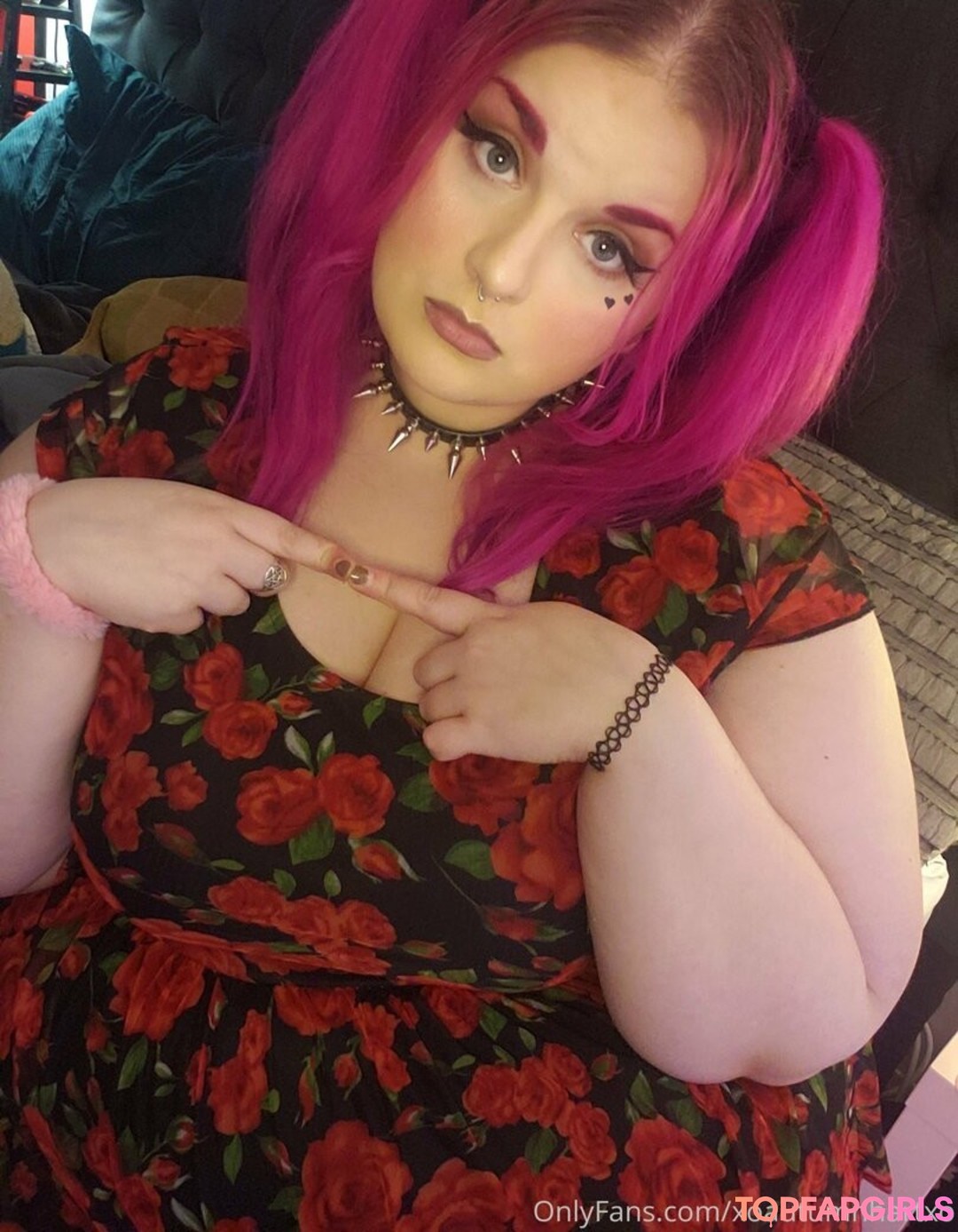 Photo nue de fuite OnlyFans de Xoautumnhartxo #2 Photo nue de fuite OnlyFans de Xoautumnhartxo #2