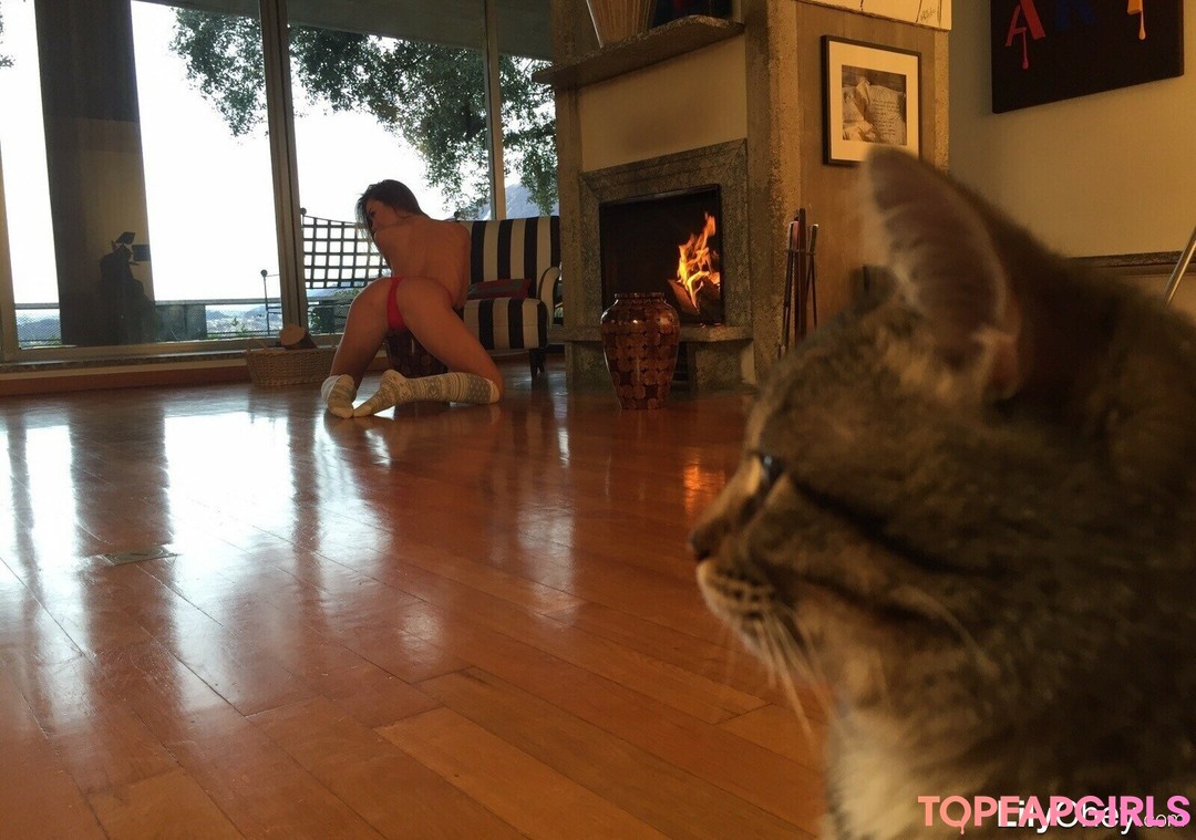 Photo nue de fuite OnlyFans de Guerlain #276 Photo nue de fuite OnlyFans de Guerlain #276