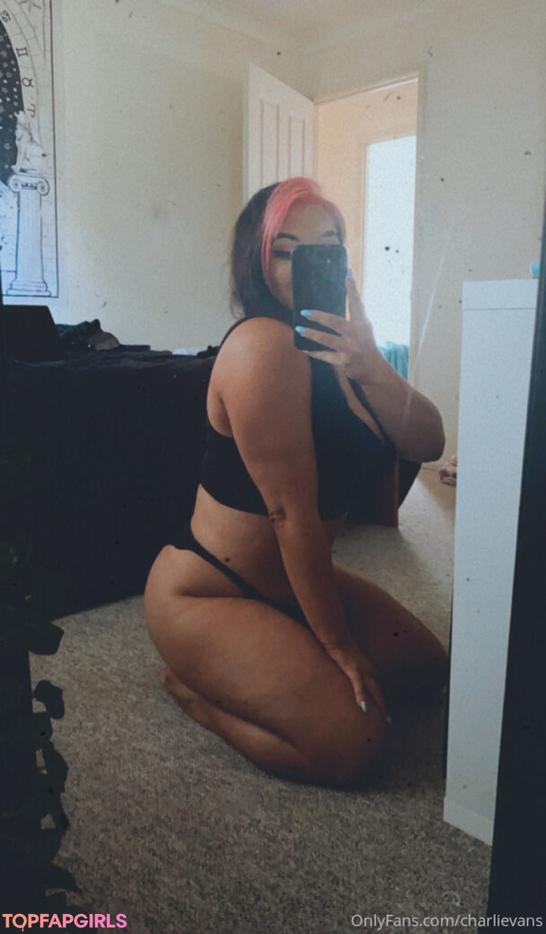 Photo nue de fuite OnlyFans de Charli Evans #102 Photo nue de fuite OnlyFans de Charli Evans #102