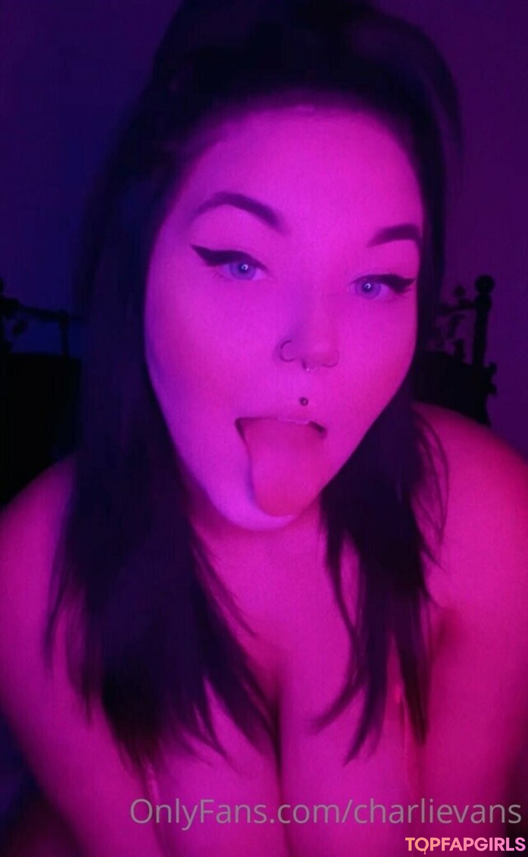 Photo nue de fuite OnlyFans de Charli Evans #24 Photo nue de fuite OnlyFans de Charli Evans #24