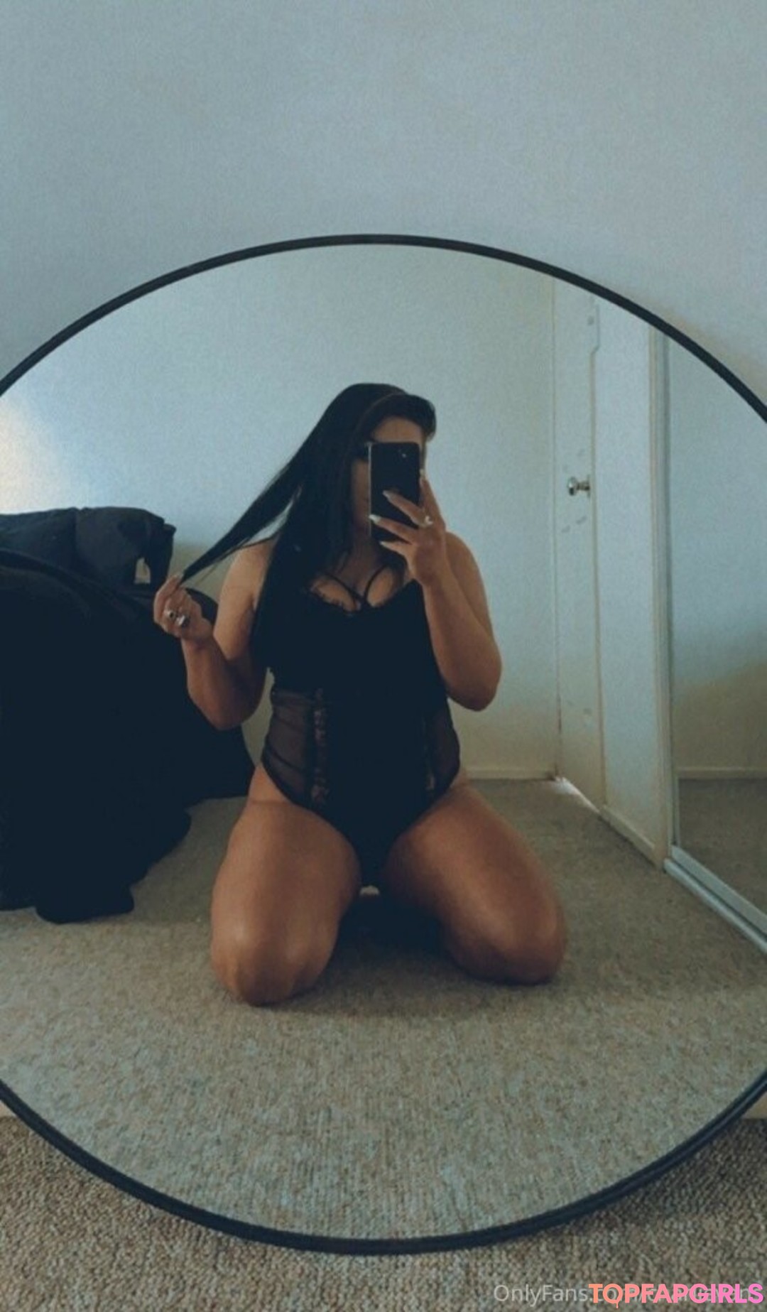 Photo nue de fuite OnlyFans de Charli Evans #32 Photo nue de fuite OnlyFans de Charli Evans #32