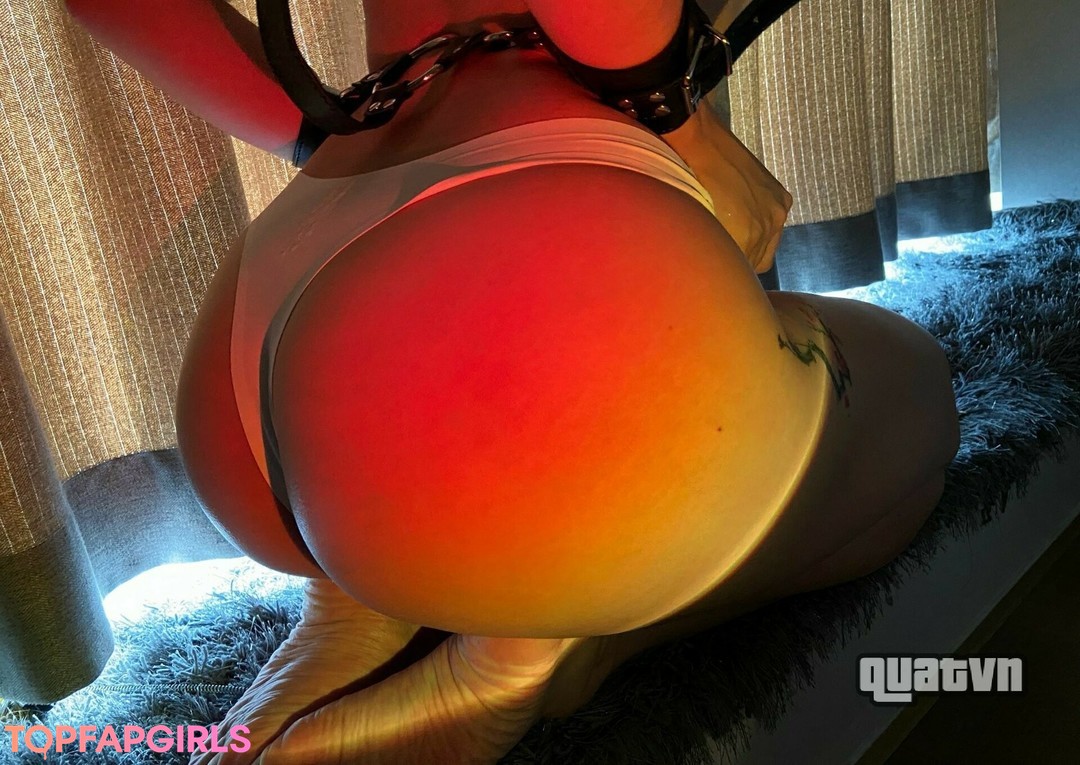 Photo nue de fuite OnlyFans de Hilovenano #174 Photo nue de fuite OnlyFans de Hilovenano #174