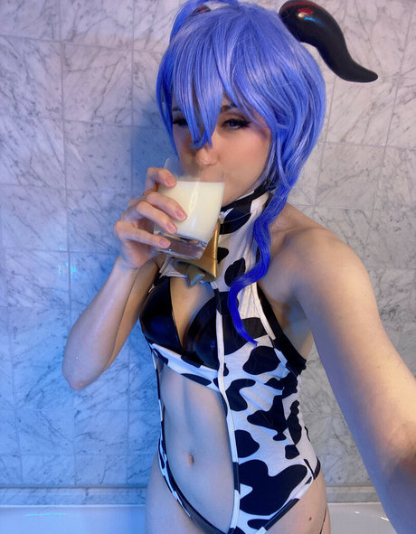 Photo nue de fuite OnlyFans de Mangoloo Cosplay