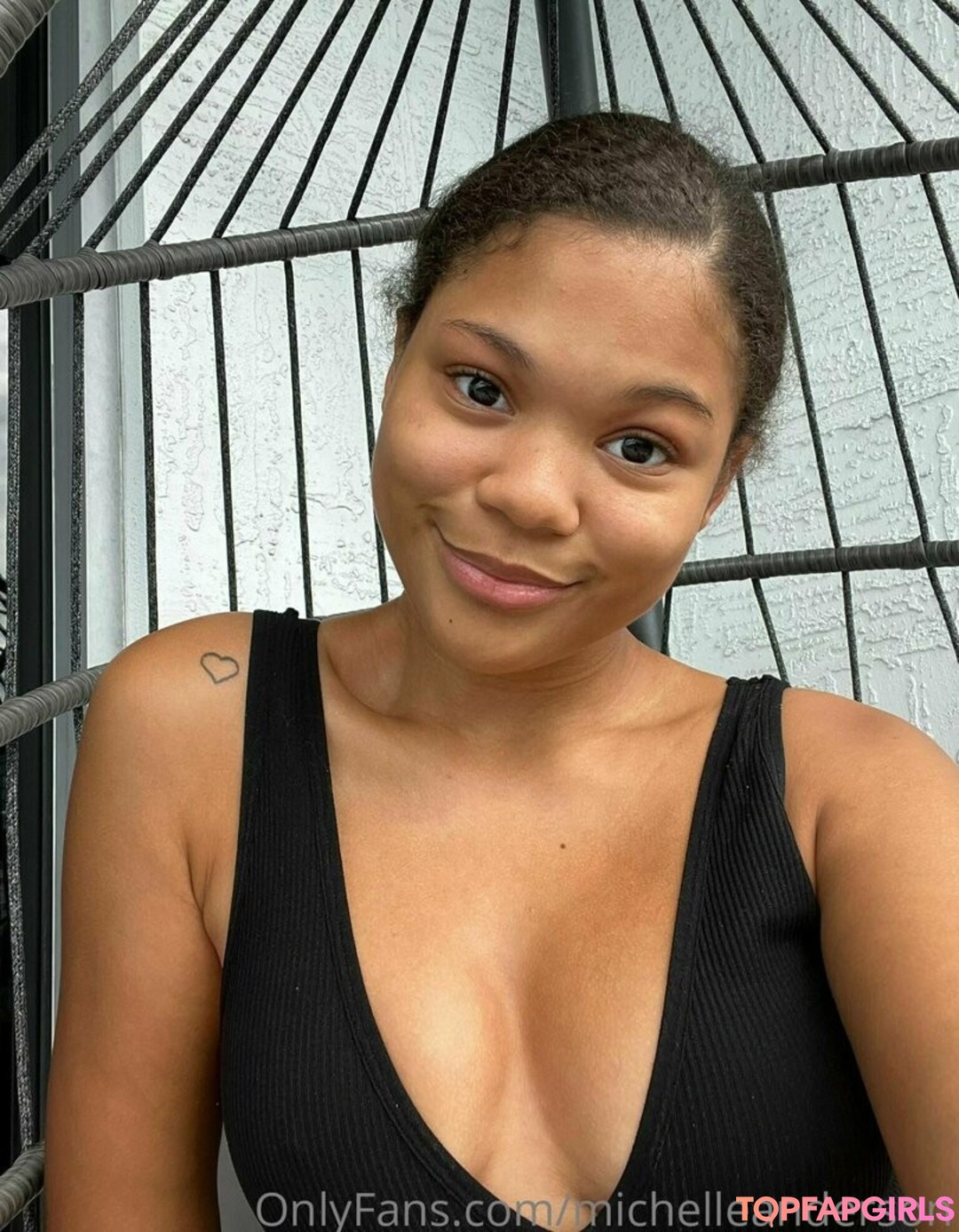 Photo nue de fuite OnlyFans de Michelleanderson #40 Photo nue de fuite OnlyFans de Michelleanderson #40
