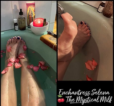 Photo nue de fuite OnlyFans de Enchantressselenafree
