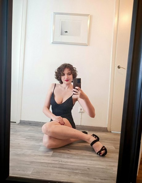 Photo nue de fuite OnlyFans de Geraoctober