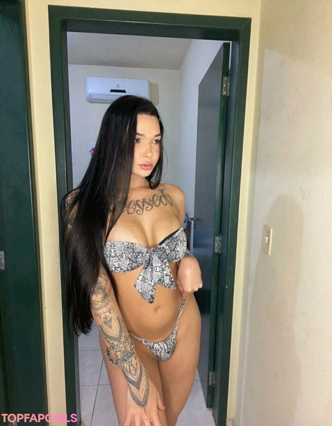 Photo nue de fuite OnlyFans de Amissmarie #66 Photo nue de fuite OnlyFans de Amissmarie #66