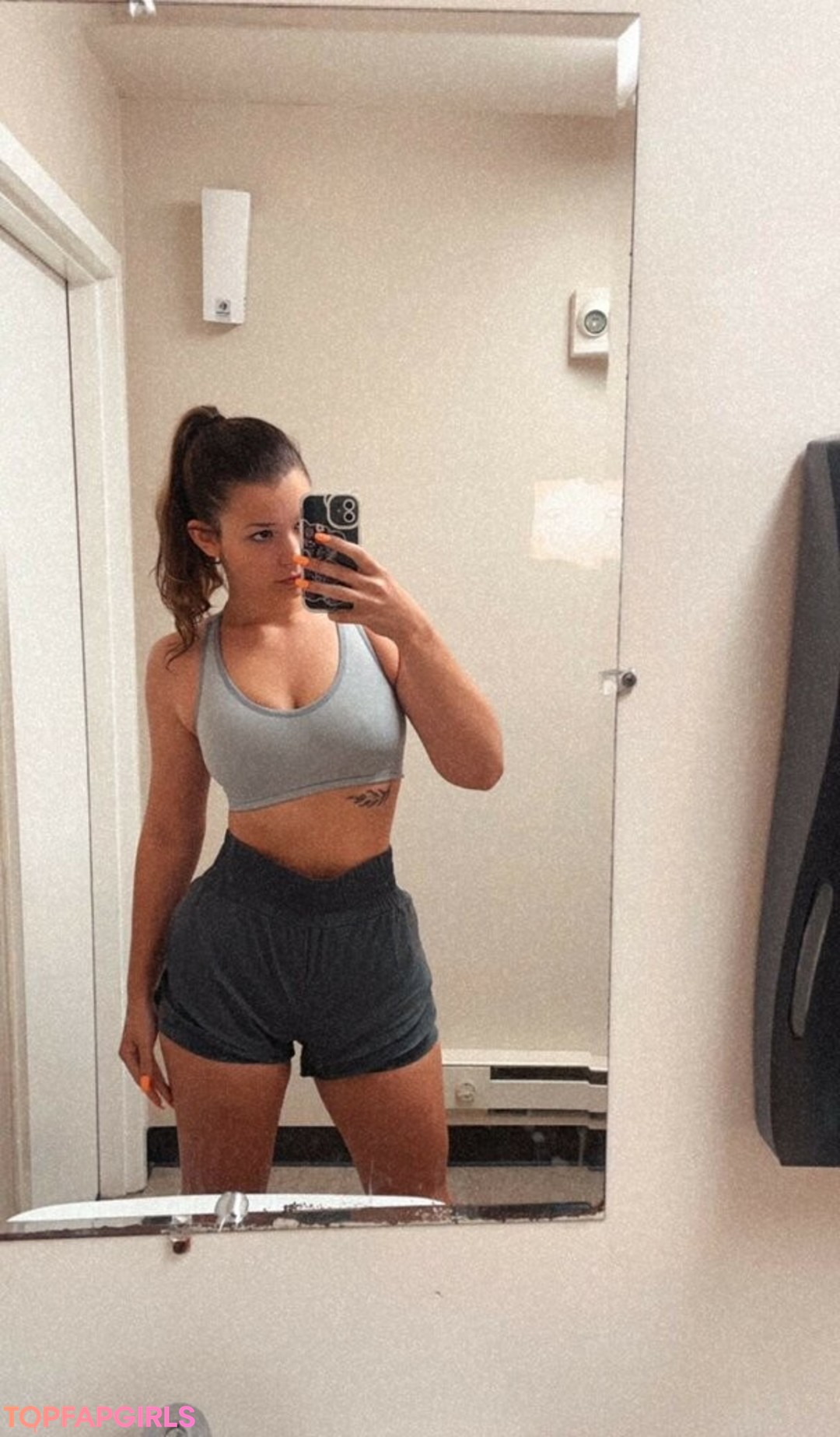 Photo nue de fuite OnlyFans de Nikki Woods #1129