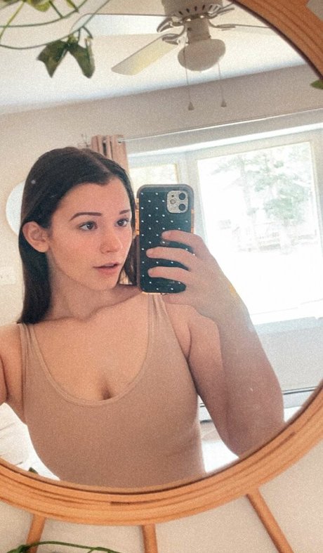 Nikki Woods