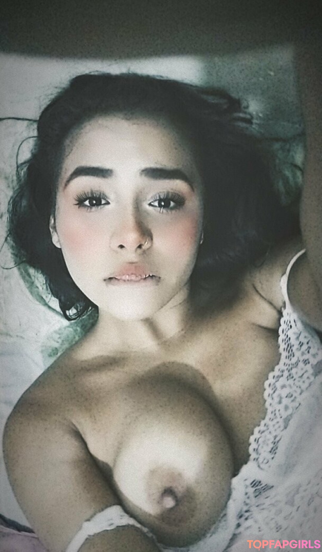 Photo nue de fuite OnlyFans de Yiyisweetcousin #51 Photo nue de fuite OnlyFans de Yiyisweetcousin #51