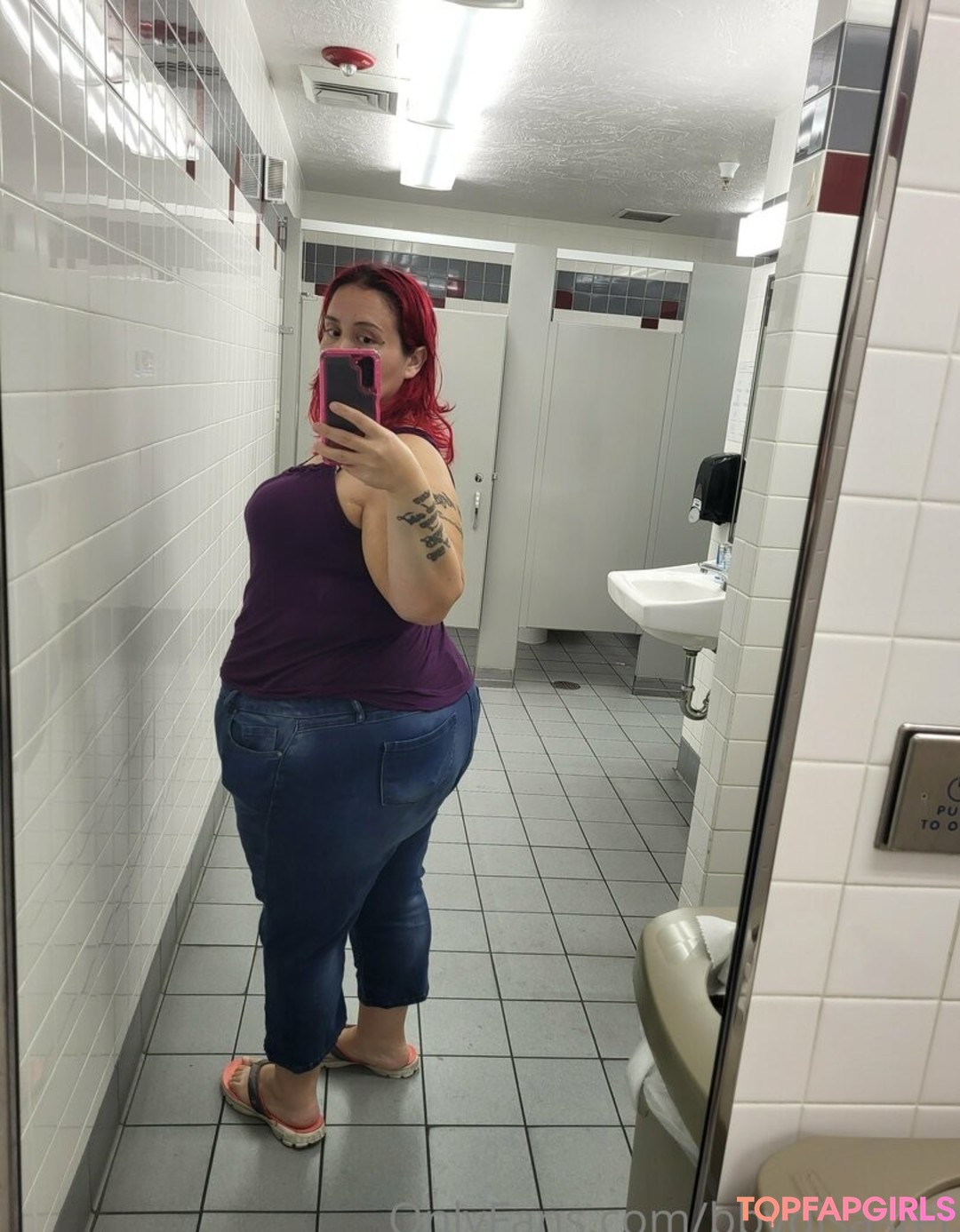 Photo nue de fuite OnlyFans de Thickmadaamfree #92 Photo nue de fuite OnlyFans de Thickmadaamfree #92