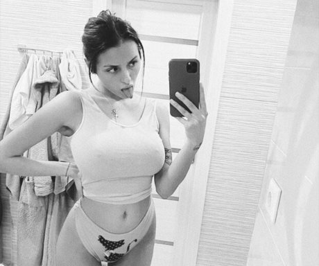 Rita Flores