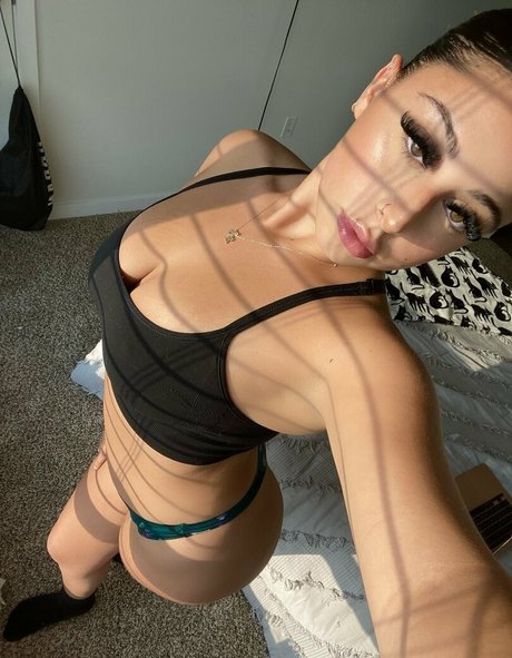 Photo nue de fuite OnlyFans de Skylarprice