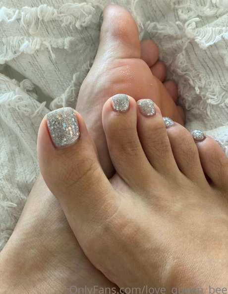 Lovequeenbee