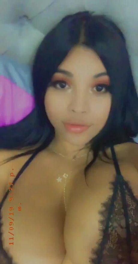 Photo nue de fuite OnlyFans de Arianny