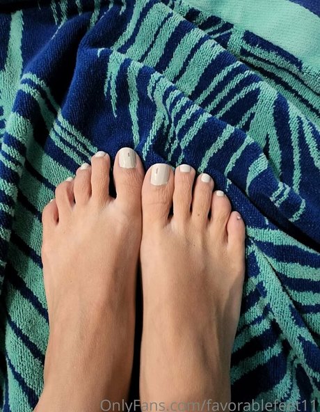 Favorablefeet11