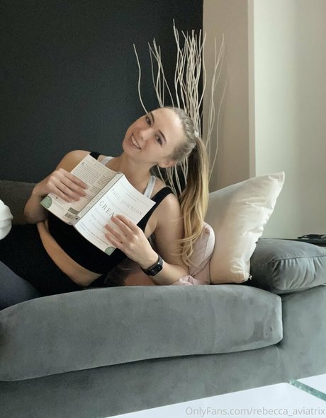 Photo nue de fuite OnlyFans de Beccaaviatrix