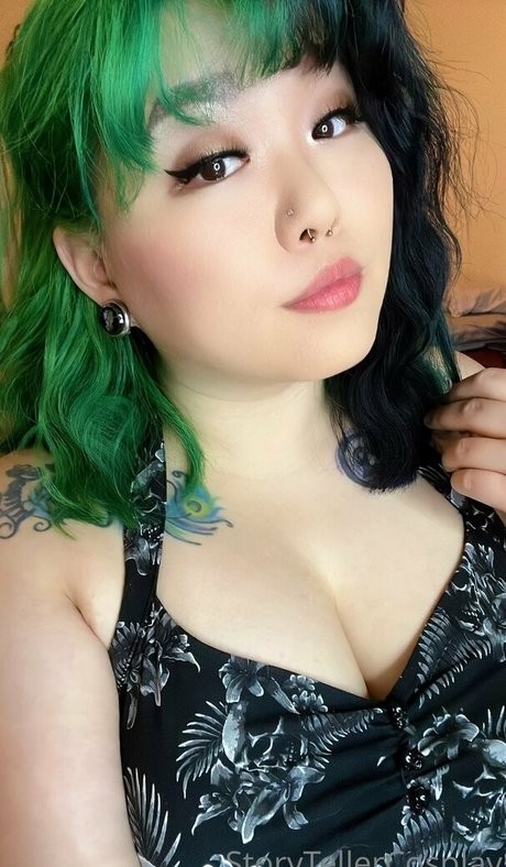 Photo nue de fuite OnlyFans de Storytellercosplay