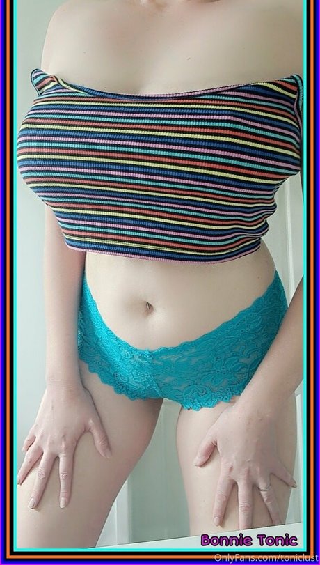 Photo nue de fuite OnlyFans de Toniclust