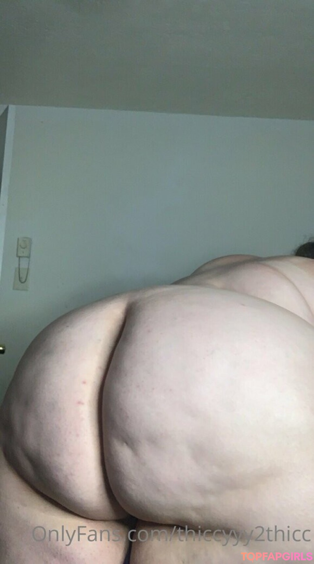 Photo nue de fuite OnlyFans de Thiccyyy2thicc #134 Photo nue de fuite OnlyFans de Thiccyyy2thicc #134