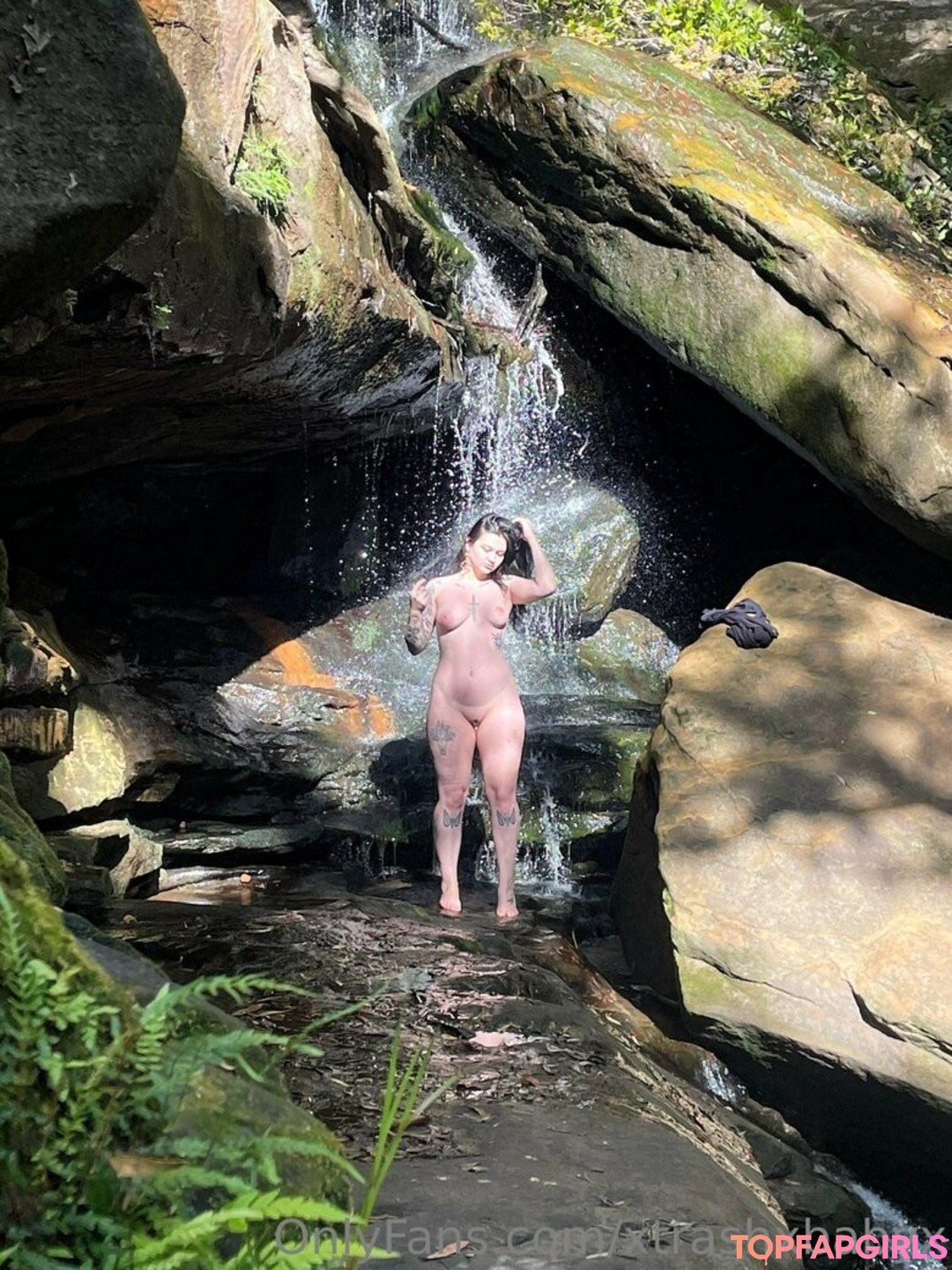 Photo nue de fuite OnlyFans de Valkyrie May #3 Photo nue de fuite OnlyFans de Valkyrie May #3