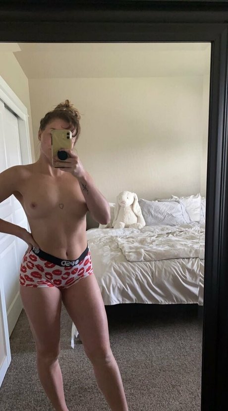 Photo nue de fuite OnlyFans de Millerllauren