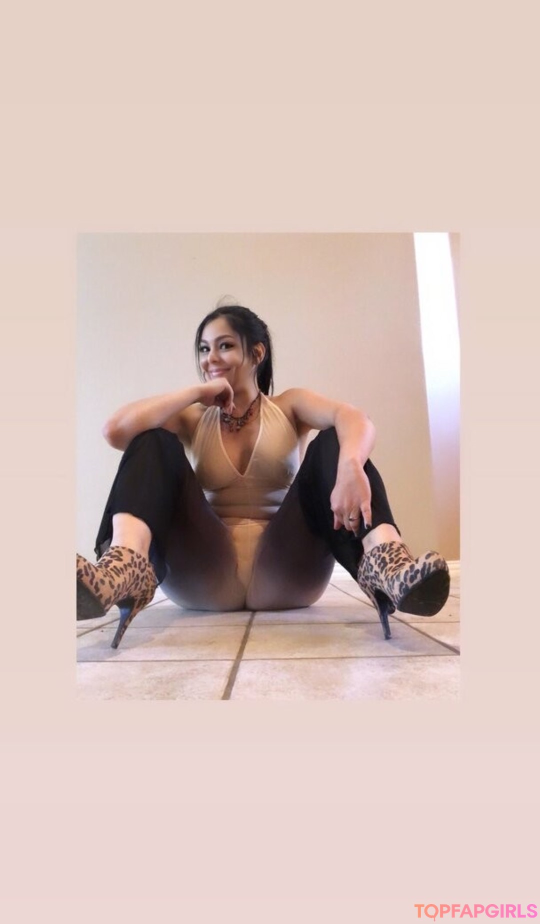 Photo nue de fuite OnlyFans de Nitu Sharma #25 Photo nue de fuite OnlyFans de Nitu Sharma #25