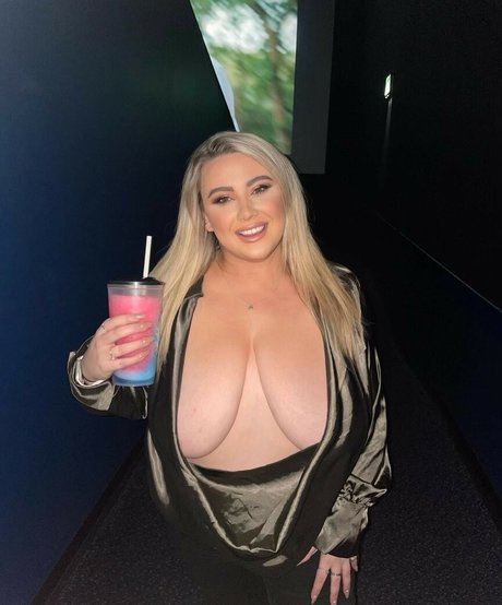 Photo nue de fuite OnlyFans de Thisislaura