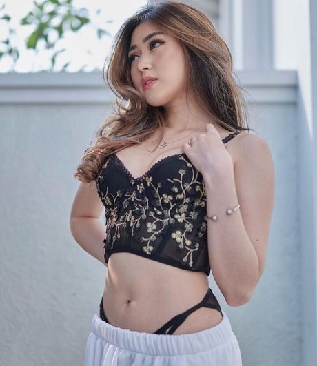 Felicia Carissa