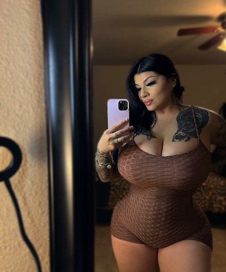Photo nue de fuite OnlyFans de Kim Rose